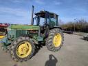 Марка: John Deere 3040,Цена: 10 000 € Без ДДС,Състояние: Употребяван трактор John Deere 3040 със спецификации:
<br />*двигател John Deere 5.9L 6-cyl. дизел
<br />*Резервоар 126 л.
<br />*92 к.с.
<br />*8 степенна скоростна кутия
<br />*Добро състояние